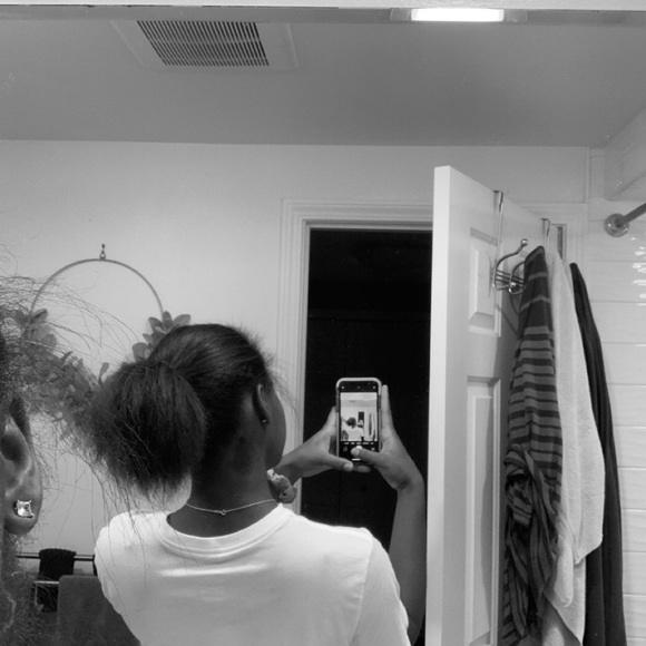 Meet your Posher, Kaelin - Picture 1 of 1